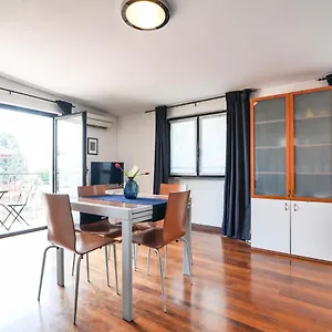 Primopiano - Euclide Apartment